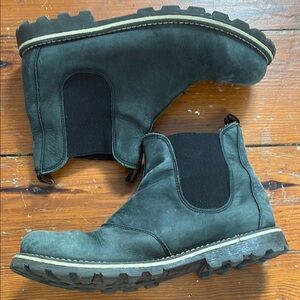 Mini Boden Dark Green Chelsea Ankle Boots